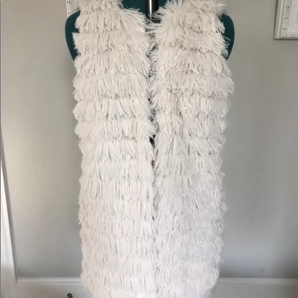 Faux fur She & Sky vest